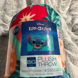The Big One Disney Lilo & Stitch Plush Throw - oversized 5’X6’ Multicolor